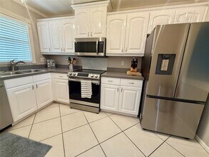 1752 NW 3rd Terrace in Fort Lauderdale, FL - Building Photo - Building Photo