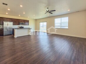 363 North St in Eagle Mountain, UT - Building Photo - Building Photo