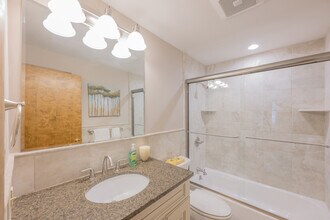 Putnam Village in Foxboro, MA - Building Photo - Interior Photo