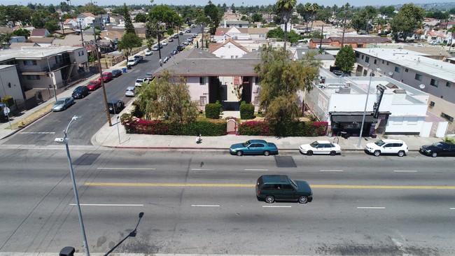 7727 S Western Ave in Los Angeles, CA - Building Photo - Building Photo