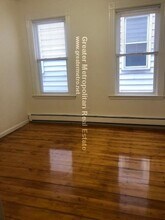 872 E Broadway, Unit 1 in Boston, MA - Building Photo - Building Photo