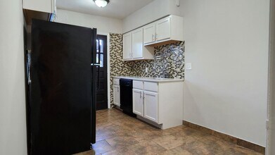1020 Sanford Ave in St. Louis, MO - Building Photo - Building Photo