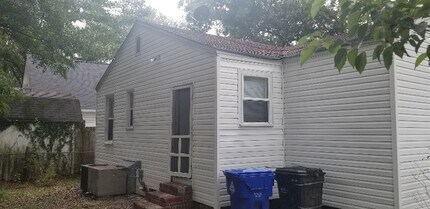 2932 Alabama Dr in North Charleston, SC - Foto de edificio - Building Photo