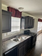 522 Banner Ave in Greensboro, NC - Foto de edificio - Building Photo