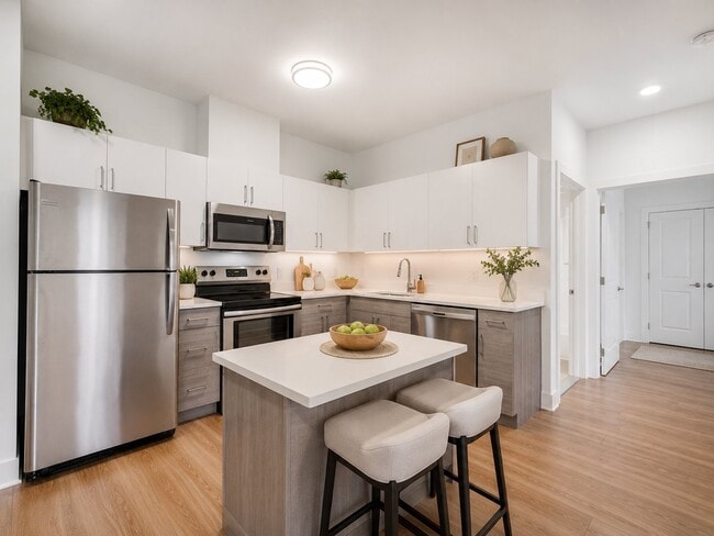 429 Bergen Ave, Unit 403