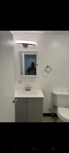 11 Tiffany Rd, Unit 8 in Salem, NH - Building Photo - Building Photo