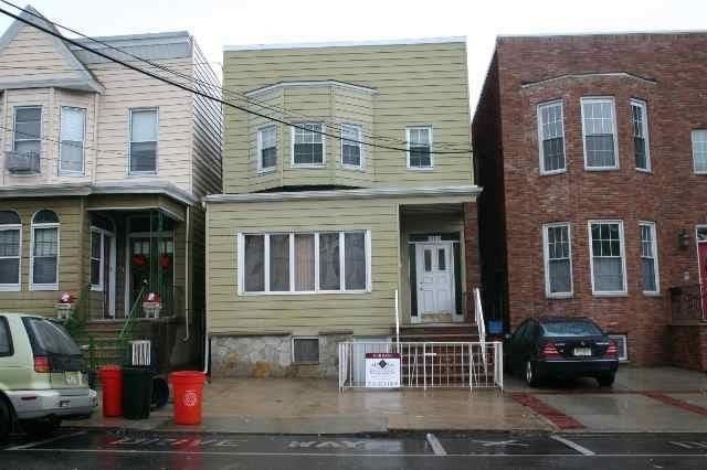 property at 1903 Palisade Ave