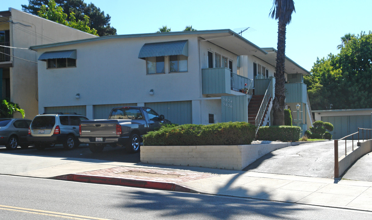 3824 Orangedale Ave in Montrose, CA - Building Photo