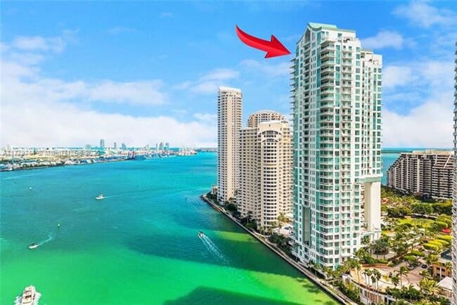 property at 900 Brickell Key Blvd