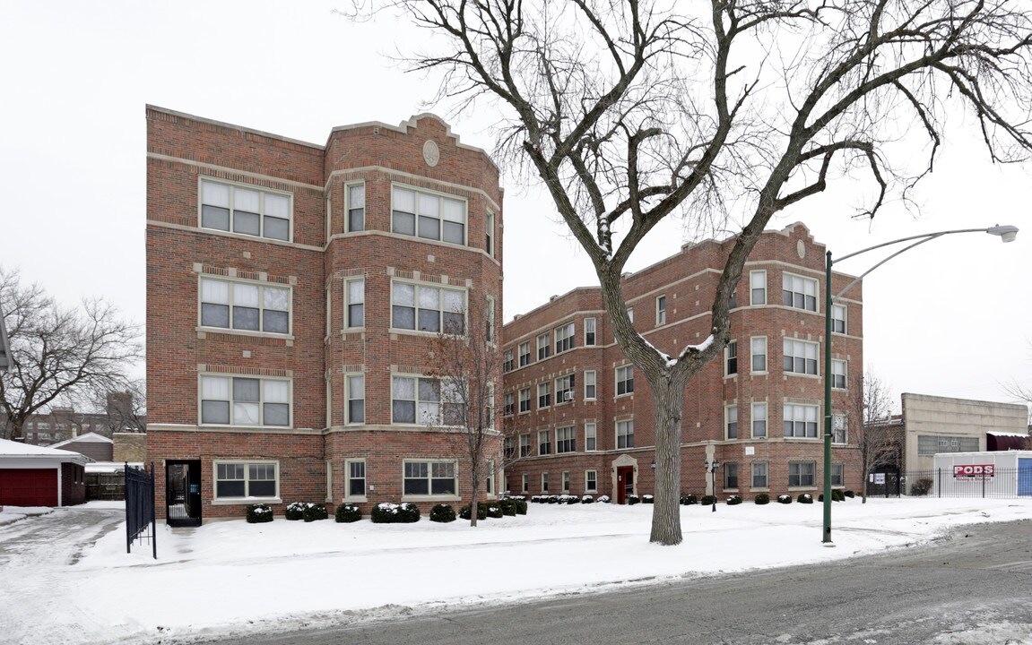 7041-7074 S Constance Ave in Chicago, IL - Building Photo