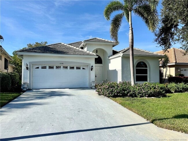 property at 3198 SE Carrick Green Ct