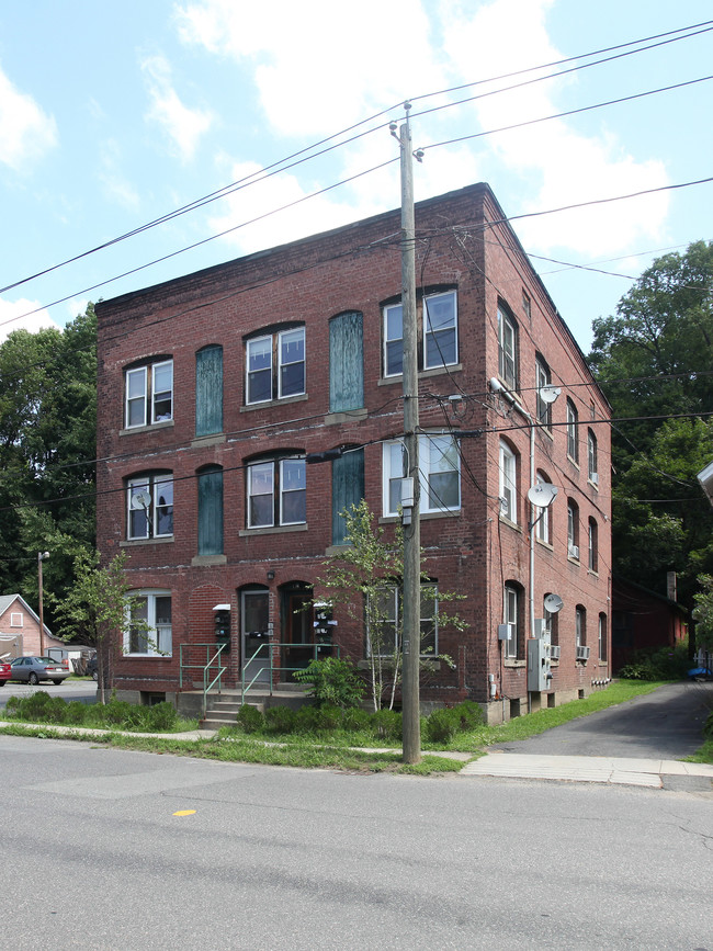 111 Hope St in Greenfield, MA - Foto de edificio - Building Photo