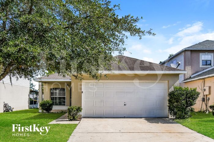 6565 Gentle Oaks Dr in Jacksonville, FL - Building Photo