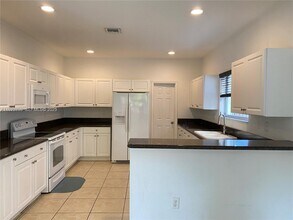 3616 NE 3rd Ct in Homestead, FL - Building Photo - Building Photo