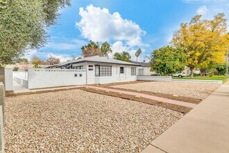 544-546 W San Juan Ave in Phoenix, AZ - Building Photo - Building Photo
