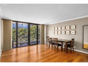 255 SW Harrison St in Portland, OR - Building Photo - Building Photo