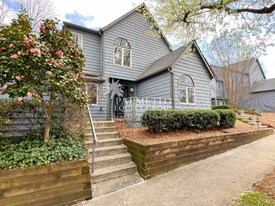 210 N Lindell Rd in Greensboro, NC - Building Photo