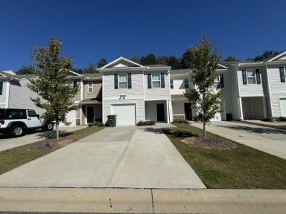 property at 203 Oakmont Valley Trl