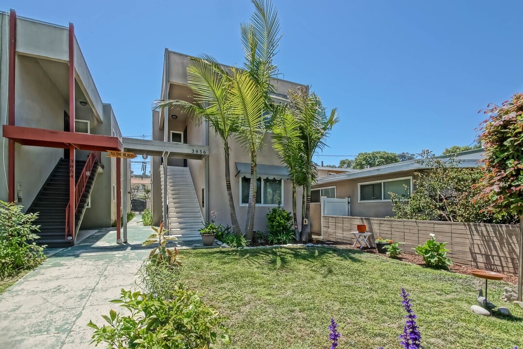 3856 W 242nd St in Torrance, CA - Building Photo