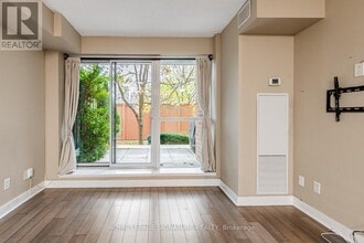 120 Dallimore Cir in Toronto, ON - Building Photo - Building Photo