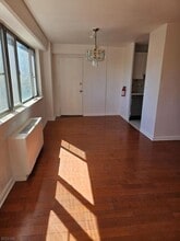 275 Prospect St, Unit 313 in East Orange, NJ - Building Photo - Building Photo