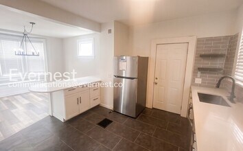 1681 Manchester Ave in Columbus, OH - Building Photo - Building Photo