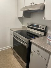 19 Charbonneau Ter, Unit 2nd floor in Chicopee, MA - Building Photo - Building Photo