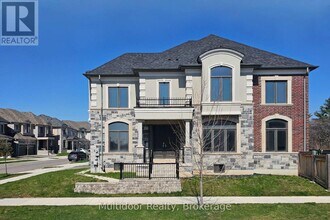 2427 Aubrey Turquand in Oakville, ON - Building Photo - Building Photo