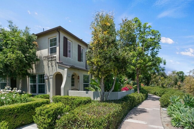 44 Glenalmond Ln