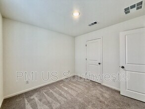 2167 Cottonwood Crk Cir in Fort Mohave, AZ - Building Photo - Building Photo