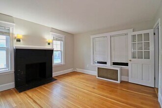 33 Estabrook Rd in Quincy, MA - Building Photo - Building Photo