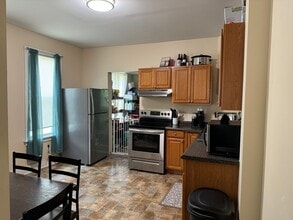 818 Locust St in Williamsport, PA - Building Photo - Building Photo