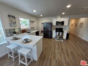 3509 W 59th St in Los Angeles, CA - Building Photo - Building Photo