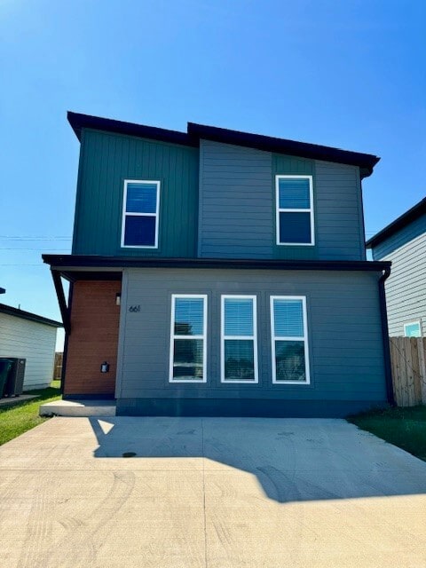 property at 661 St Charles Pl