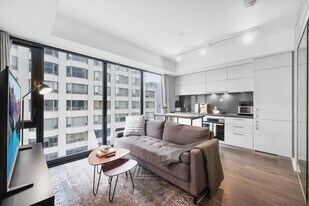 170 Cumberland St, Unit SI ID1388911P in Toronto, ON - Building Photo