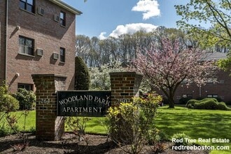 270 Grove St in Newton, MA - Building Photo - Building Photo