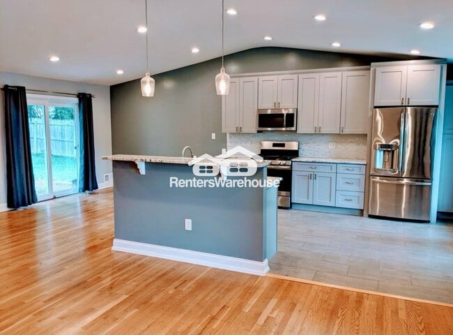 13210 Foxhall Dr in Silver Spring, MD - Building Photo - Building Photo