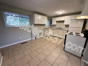 5640 Benedict Rd in Dayton, OH - Building Photo - Building Photo