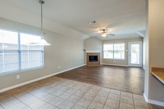 2309 Castle Creek Dr in Little Elm, TX - Foto de edificio - Building Photo