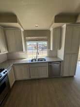 825 Rosana Pl in Nipomo, CA - Building Photo - Building Photo