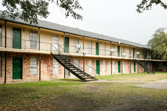 Lenora Apartments