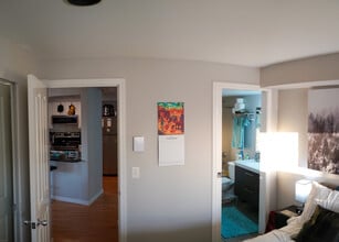 530 Melrose Ave E in Seattle, WA - Building Photo - Building Photo