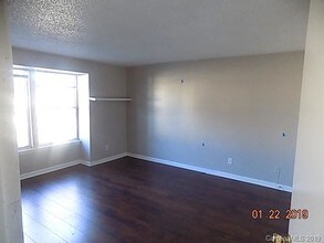 9520 Shannon Green Dr-Unit -1 in Charlotte, NC - Foto de edificio - Building Photo