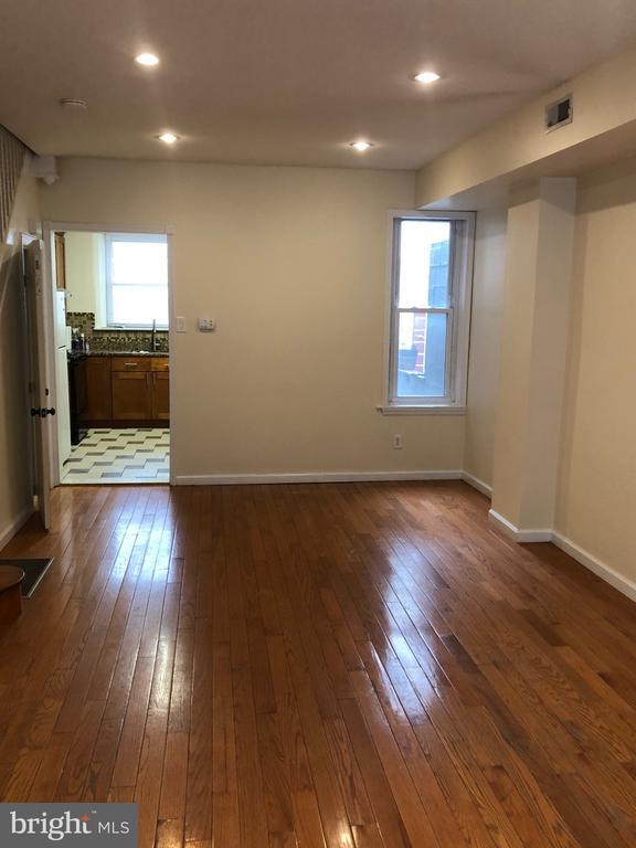 property at 2227 S Rosewood St