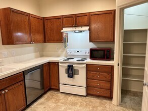 1709 SW 171st Ter in Beaverton, OR - Foto de edificio - Building Photo