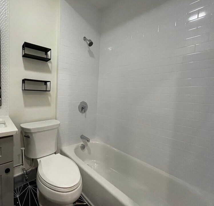 46 Long Ave, Unit 2 in Boston, MA - Building Photo