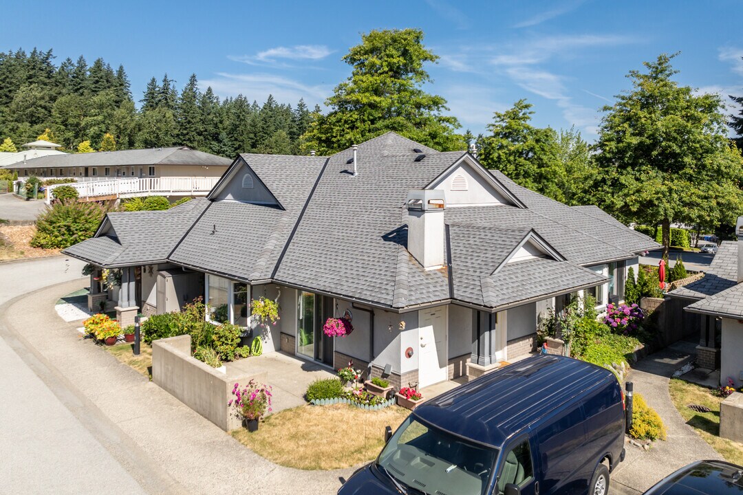 15110 26 Av in Surrey, BC - Building Photo