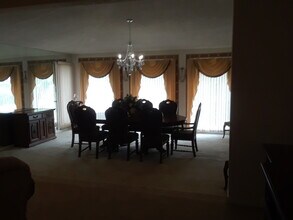 629 Clay Ave, Unit 2nd Fl. B in Scranton, PA - Building Photo - Building Photo