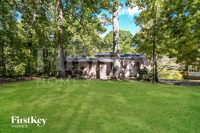 property at 6829 Ivy Log Dr SW