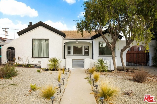 1851 W 81st St in Los Angeles, CA - Building Photo